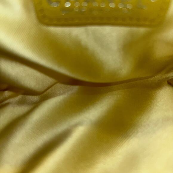 CHANEL Travel Line Yellow Nylon Key Pouch - Picture 4 of 8